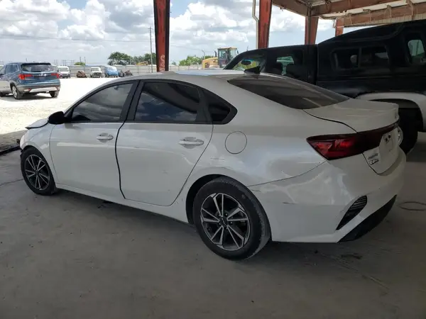 3KPF24AD0NE484649 2022 KIA FORTE - Image 2