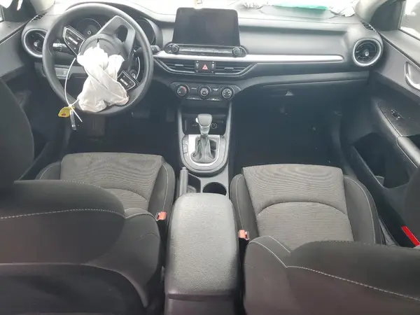 3KPF24AD0NE486286 2022 KIA FORTE - Image 8