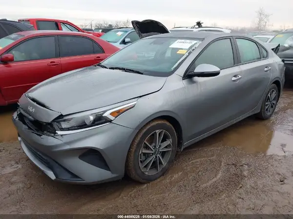3KPF24AD0NE486420 2022 KIA FORTE - Image 2