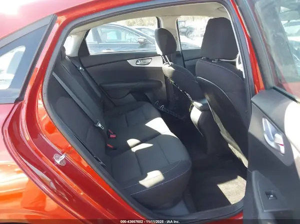 3KPF24AD0NE486871 2022 KIA FORTE - Image 8