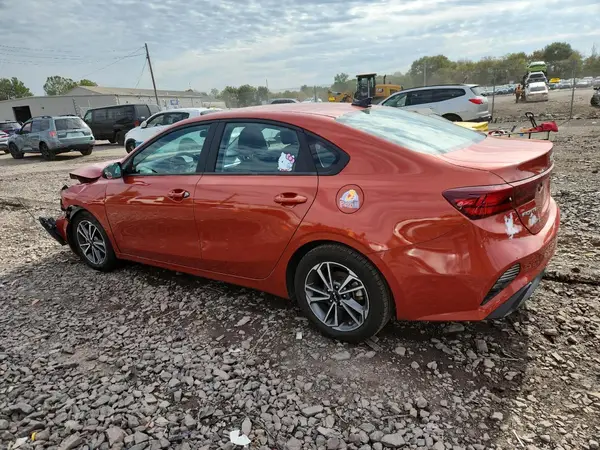 3KPF24AD0NE494176 2022 KIA FORTE - Image 2