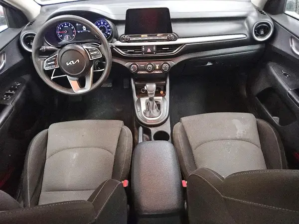 3KPF24AD0NE495585 2022 KIA FORTE - Image 8