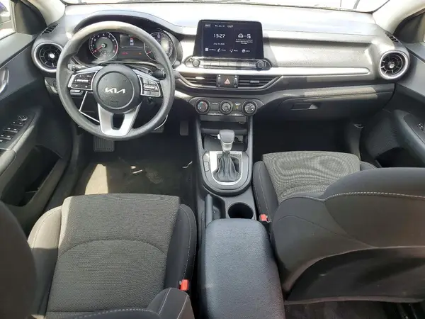 3KPF24AD0NE497806 2022 KIA FORTE - Image 8