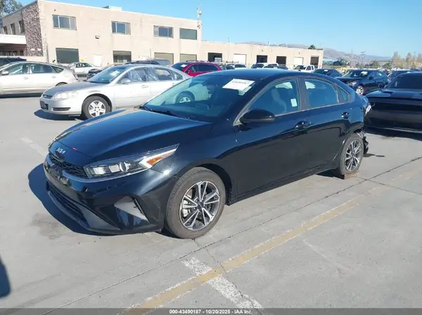 3KPF24AD0NE498017 2022 KIA FORTE - Image 2
