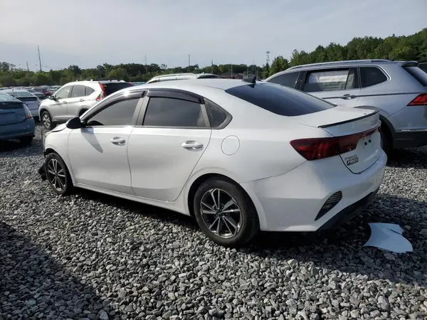 3KPF24AD0NE499717 2022 KIA FORTE - Image 2