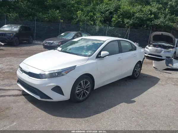 3KPF24AD0NE499720 2022 KIA FORTE - Image 2