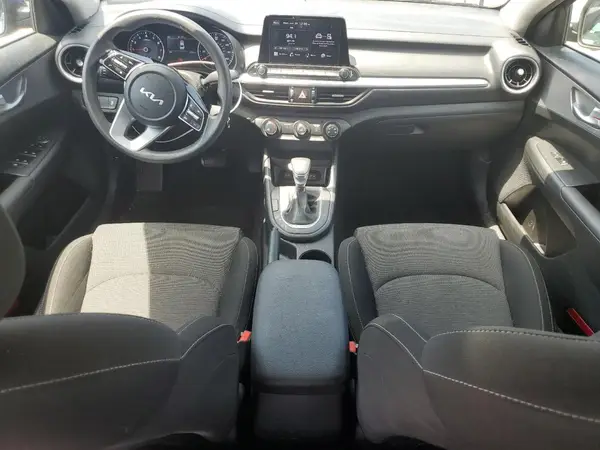 3KPF24AD0NE499846 2022 KIA FORTE - Image 8