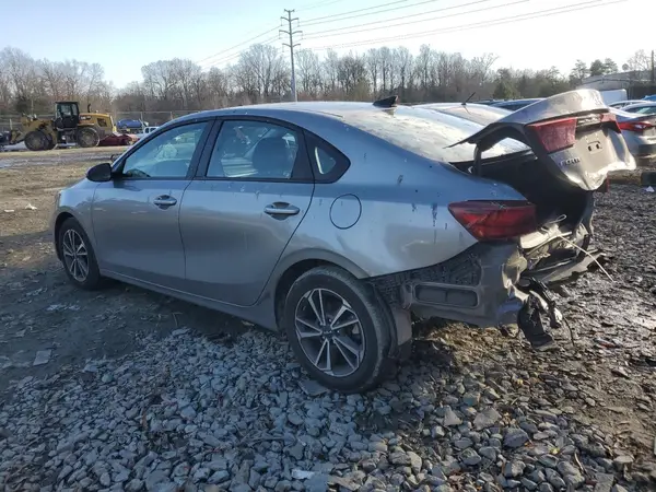 3KPF24AD0NE501501 2022 KIA FORTE - Image 2
