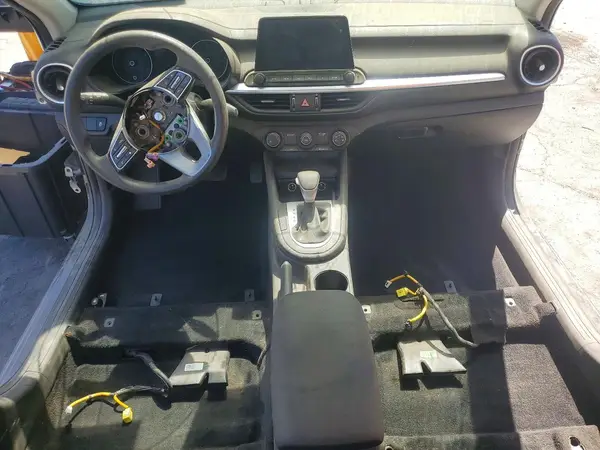 3KPF24AD0NE503796 2022 KIA FORTE - Image 8