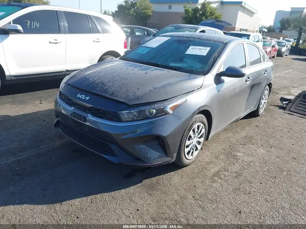 3KPF24AD0PE507673 2023 KIA FORTE - Image 2