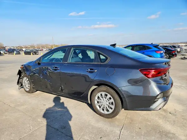 3KPF24AD0PE507964 2023 KIA FORTE - Image 2