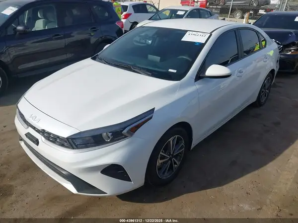 3KPF24AD0PE508659 2023 KIA FORTE - Image 2