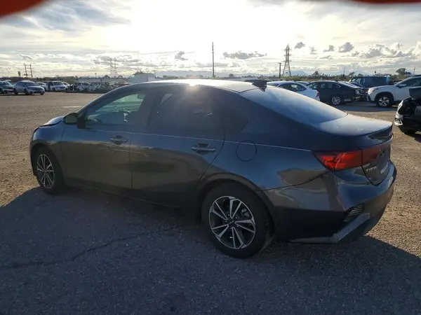 3KPF24AD0PE511416 2023 KIA FORTE - Image 2