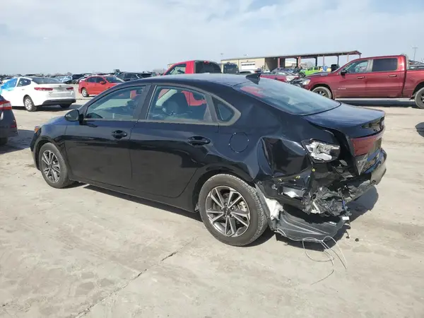 3KPF24AD0PE511822 2023 KIA FORTE - Image 2