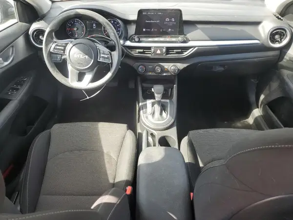 3KPF24AD0PE511822 2023 KIA FORTE - Image 8