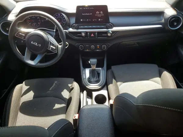 3KPF24AD0PE512968 2023 KIA FORTE - Image 8