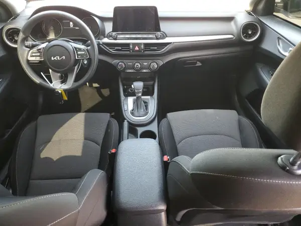 3KPF24AD0PE515417 2023 KIA FORTE - Image 8