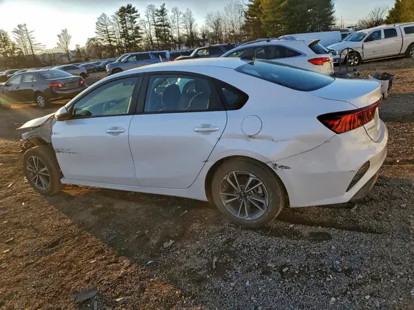 3KPF24AD0PE516003 2023 KIA FORTE - Image 2