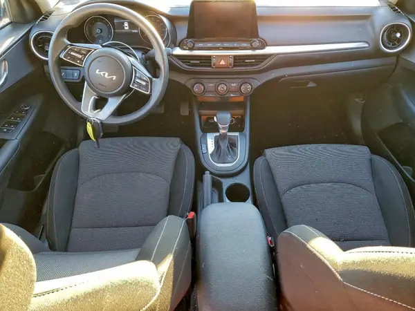 3KPF24AD0PE516003 2023 KIA FORTE - Image 8