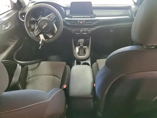 3KPF24AD0PE519421 2023 KIA FORTE - Image 8