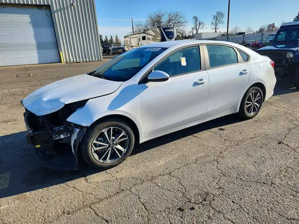 3KPF24AD0PE522318 2023 KIA FORTE - Image 1