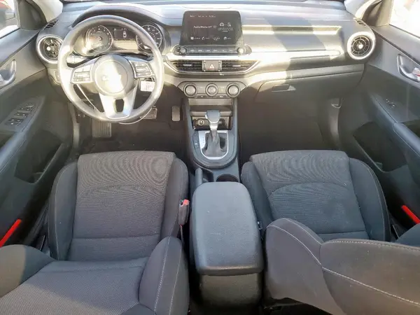 3KPF24AD0PE526689 2023 KIA FORTE - Image 8