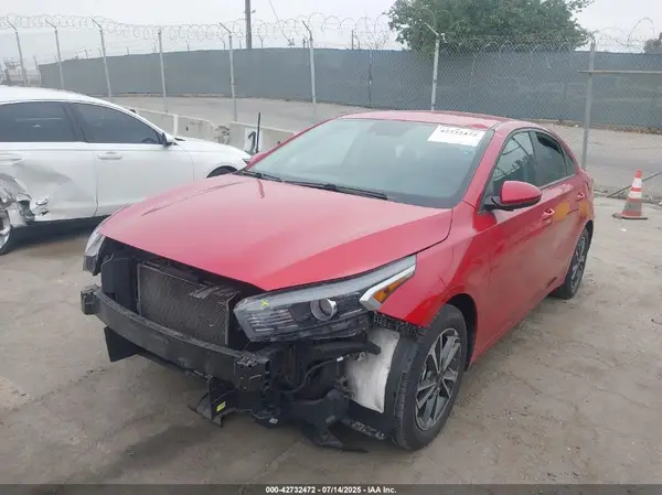 3KPF24AD0PE527762 2023 KIA FORTE - Image 2