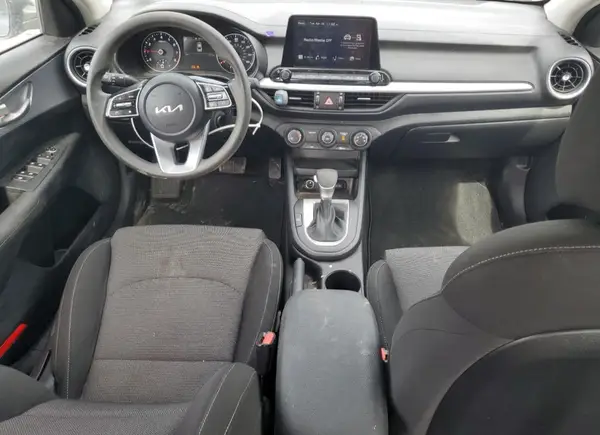 3KPF24AD0PE533349 2023 KIA FORTE - Image 8