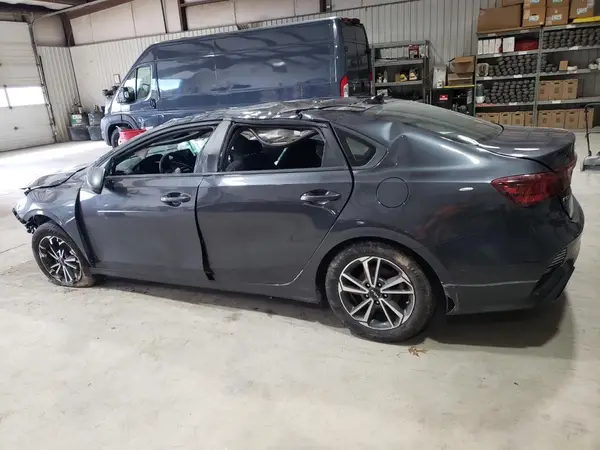 3KPF24AD0PE533383 2023 KIA FORTE - Image 2