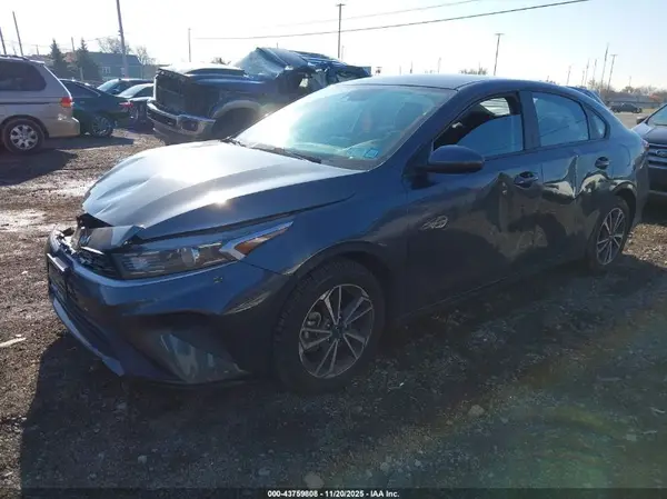 3KPF24AD0PE536607 2023 KIA FORTE - Image 2