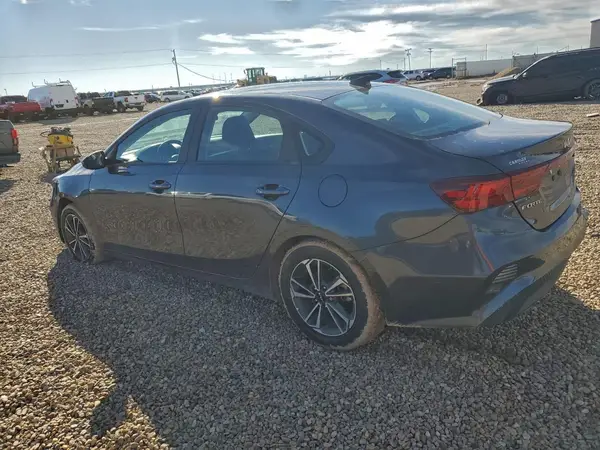 3KPF24AD0PE538308 2023 KIA FORTE - Image 2