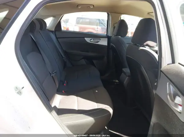 3KPF24AD0PE538969 2023 KIA FORTE - Image 8