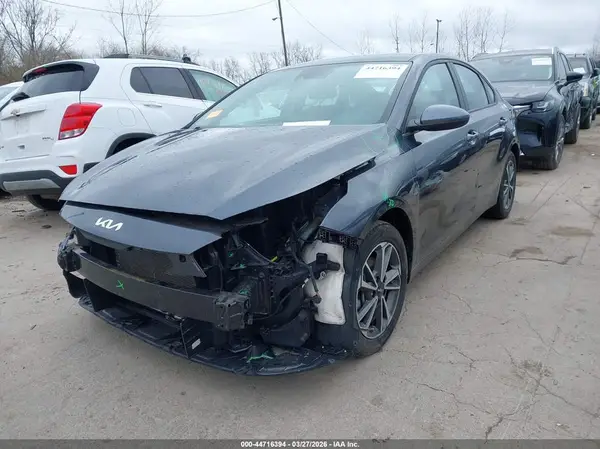 3KPF24AD0PE544996 2023 KIA FORTE - Image 2