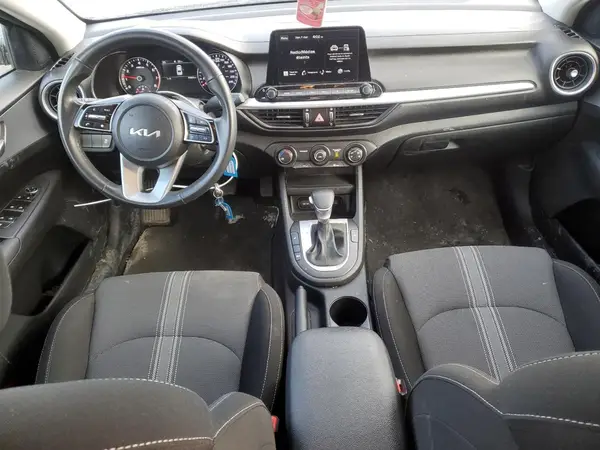 3KPF24AD0PE546828 2023 KIA FORTE - Image 8