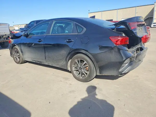 3KPF24AD0PE549597 2023 KIA FORTE - Image 2