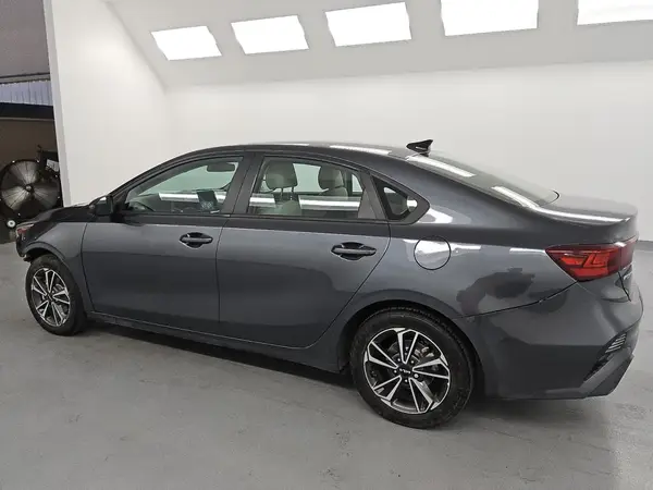 3KPF24AD0PE550474 2023 KIA FORTE - Image 2