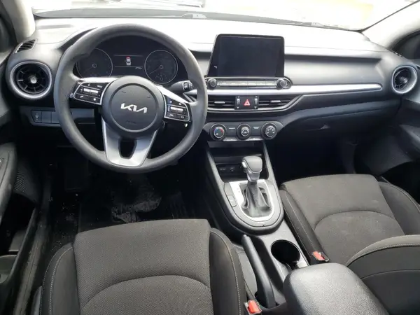 3KPF24AD0PE550538 2023 KIA FORTE - Image 8