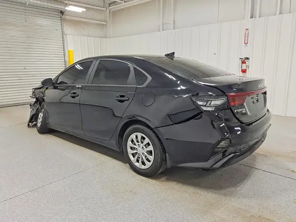 3KPF24AD0PE550779 2023 KIA FORTE - Image 2