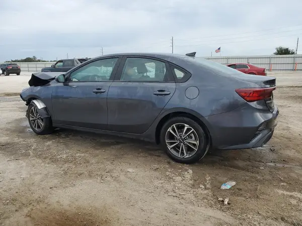 3KPF24AD0PE551852 2023 KIA FORTE - Image 2