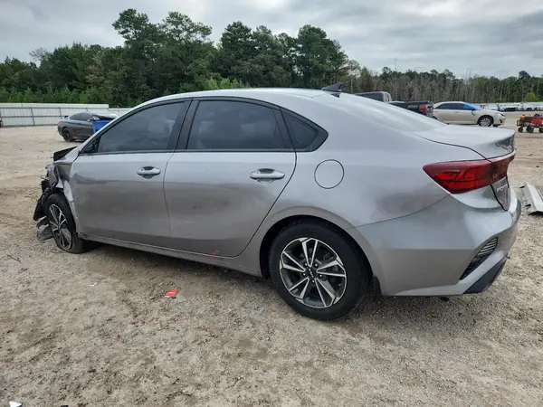 3KPF24AD0PE552774 2023 KIA FORTE - Image 2
