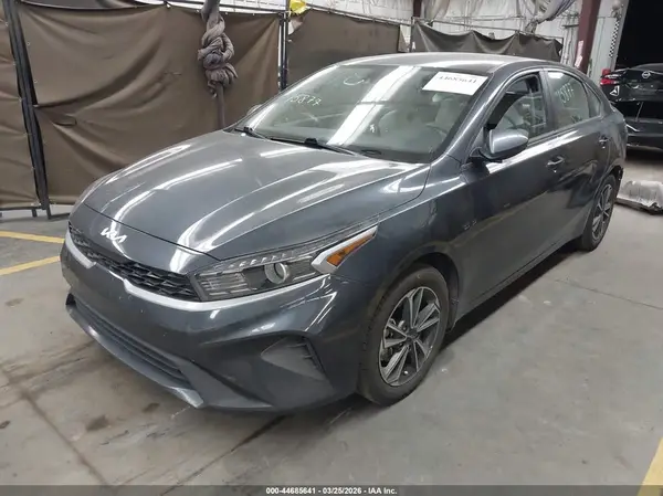 3KPF24AD0PE553147 2023 KIA FORTE - Image 2