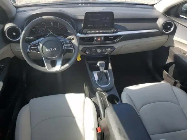 3KPF24AD0PE553178 2023 KIA FORTE - Image 8
