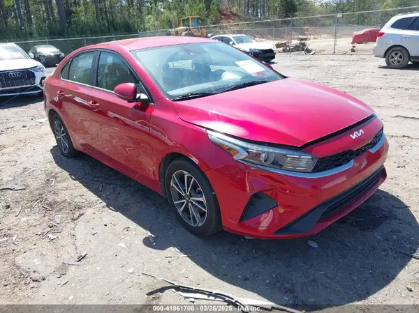 3KPF24AD0PE555884 2023 KIA FORTE - Image 1