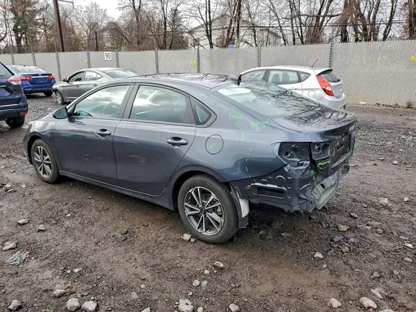 3KPF24AD0PE555982 2023 KIA FORTE - Image 2