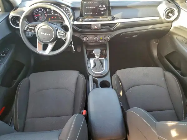 3KPF24AD0PE559885 2023 KIA FORTE - Image 8