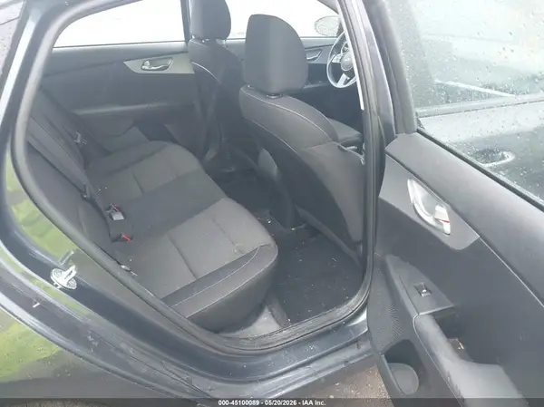 3KPF24AD0PE562057 2023 KIA FORTE - Image 8