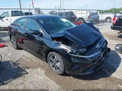 3KPF24AD0PE563225 2023 KIA FORTE