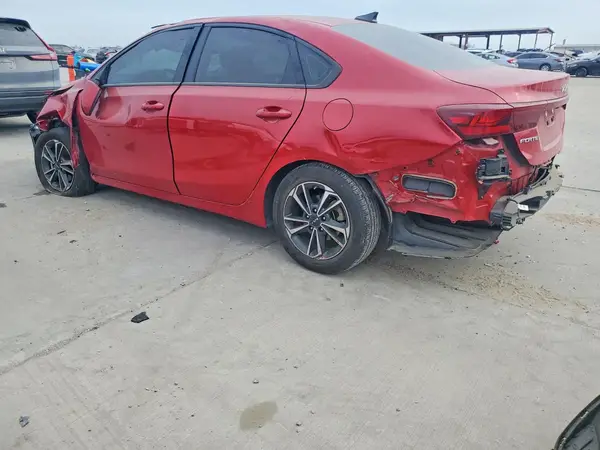3KPF24AD0PE563726 2023 KIA FORTE - Image 2