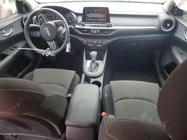 3KPF24AD0PE563726 2023 KIA FORTE - Image 8
