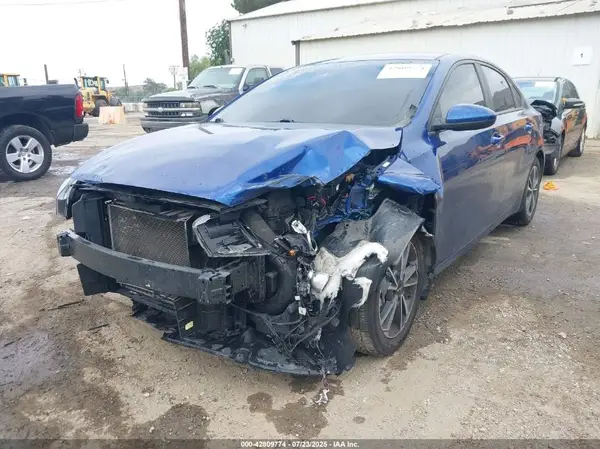 3KPF24AD0PE565766 2023 KIA FORTE - Image 2